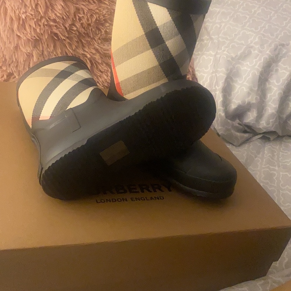Burberry rain boots